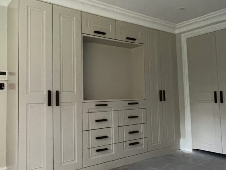 bespoke fitted wardrobe