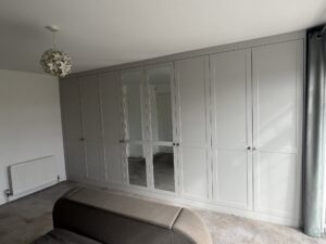 shaker door wardrobe - Mirror Doors